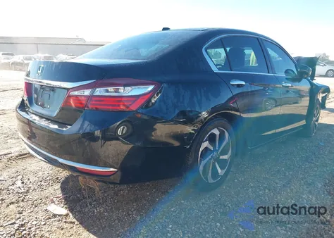 2017 Honda Accord Ex z USA, uszkodzony, nr VIN 1HGCR2F74HA159601